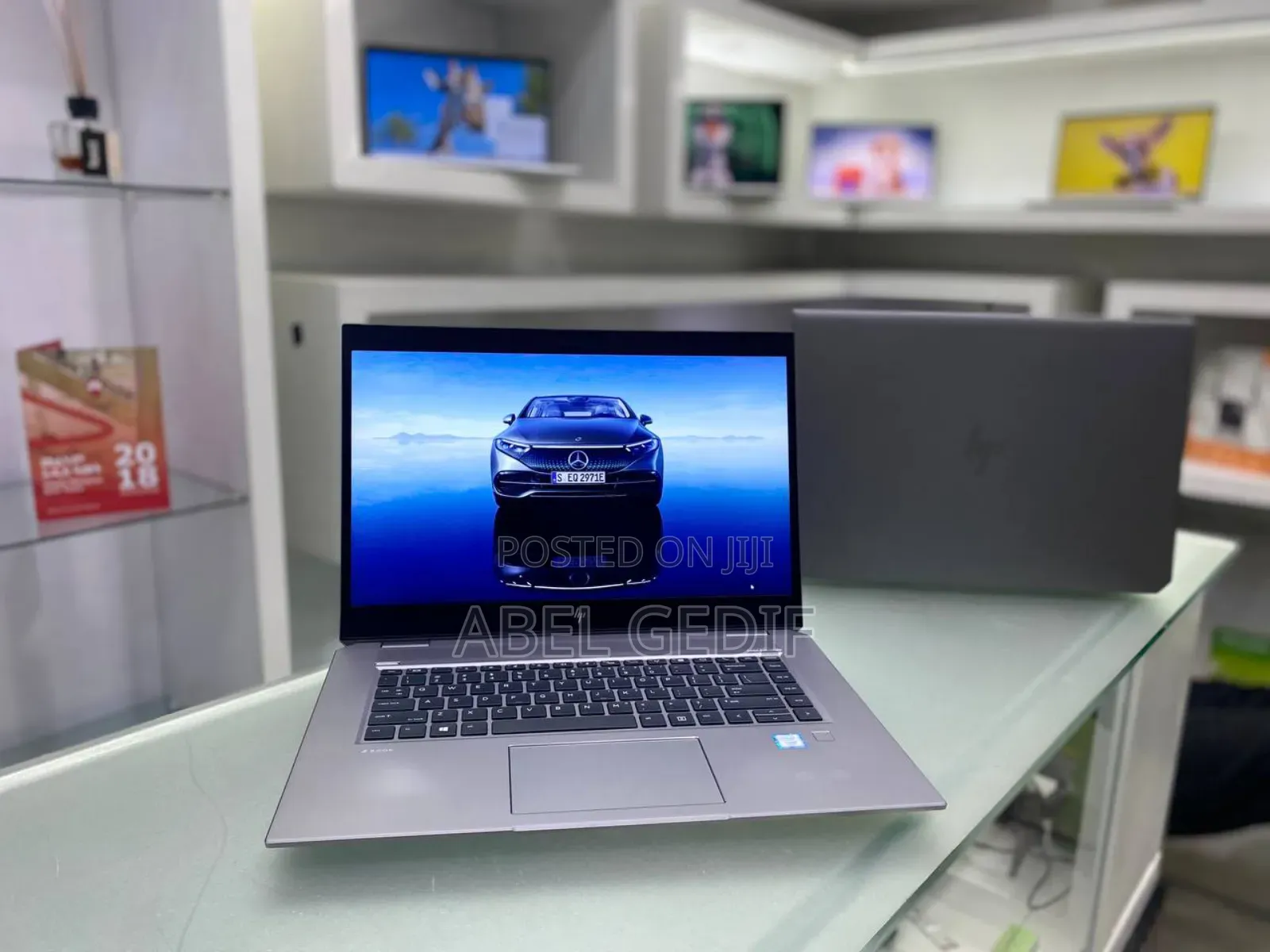 New Laptop HP ZBook Firefly 15 G7 16GB Intel Xeon SSD 512GB