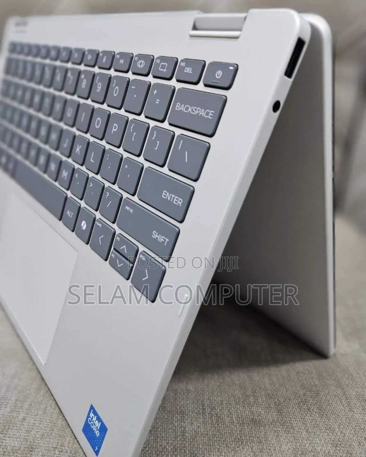 New Laptop HP OmniBook 5 16" 16GB Intel Core I7 SSD 512GB