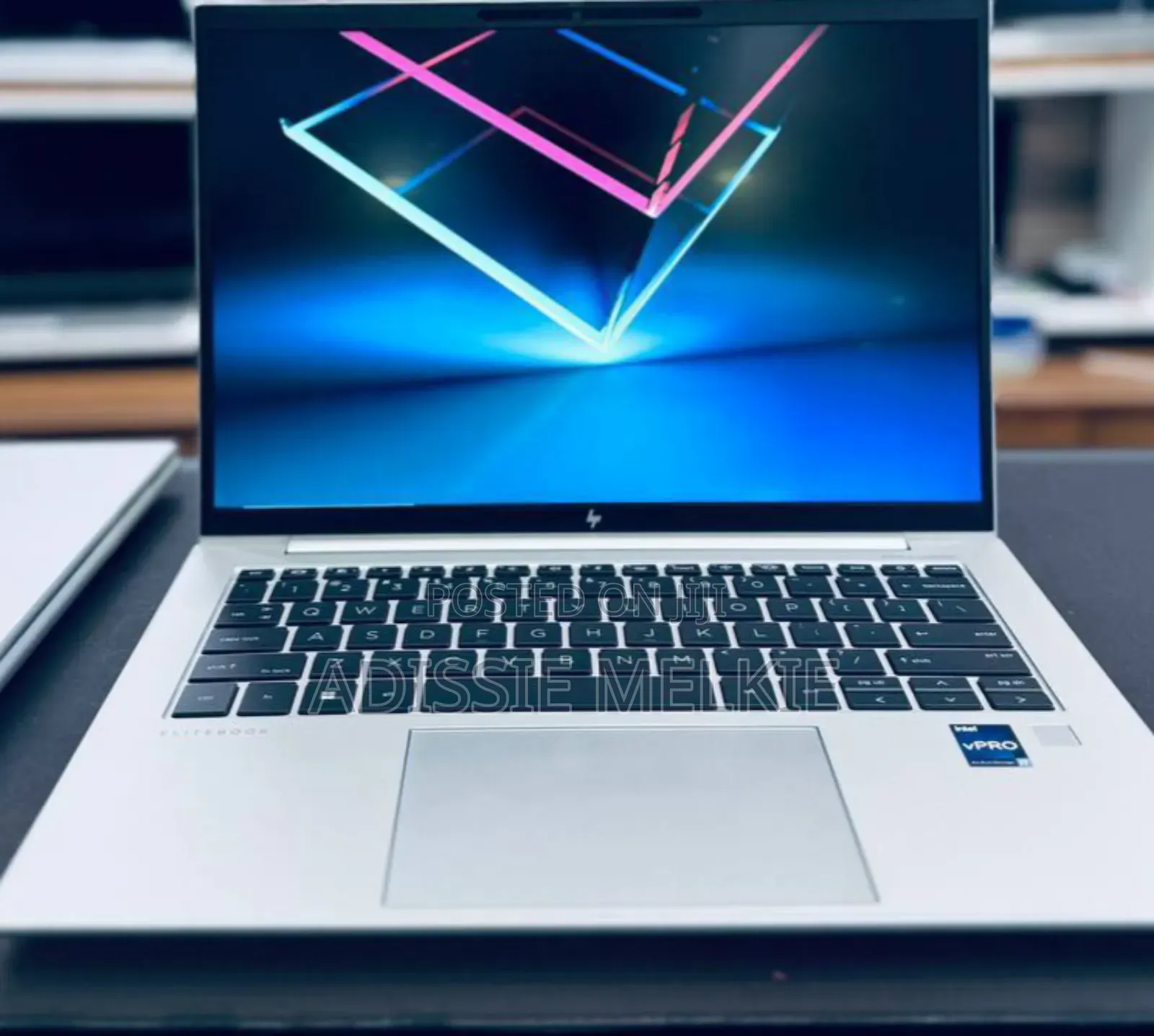 New Laptop HP EliteBook 840 G10 16GB Intel Core I7 SSD 512GB