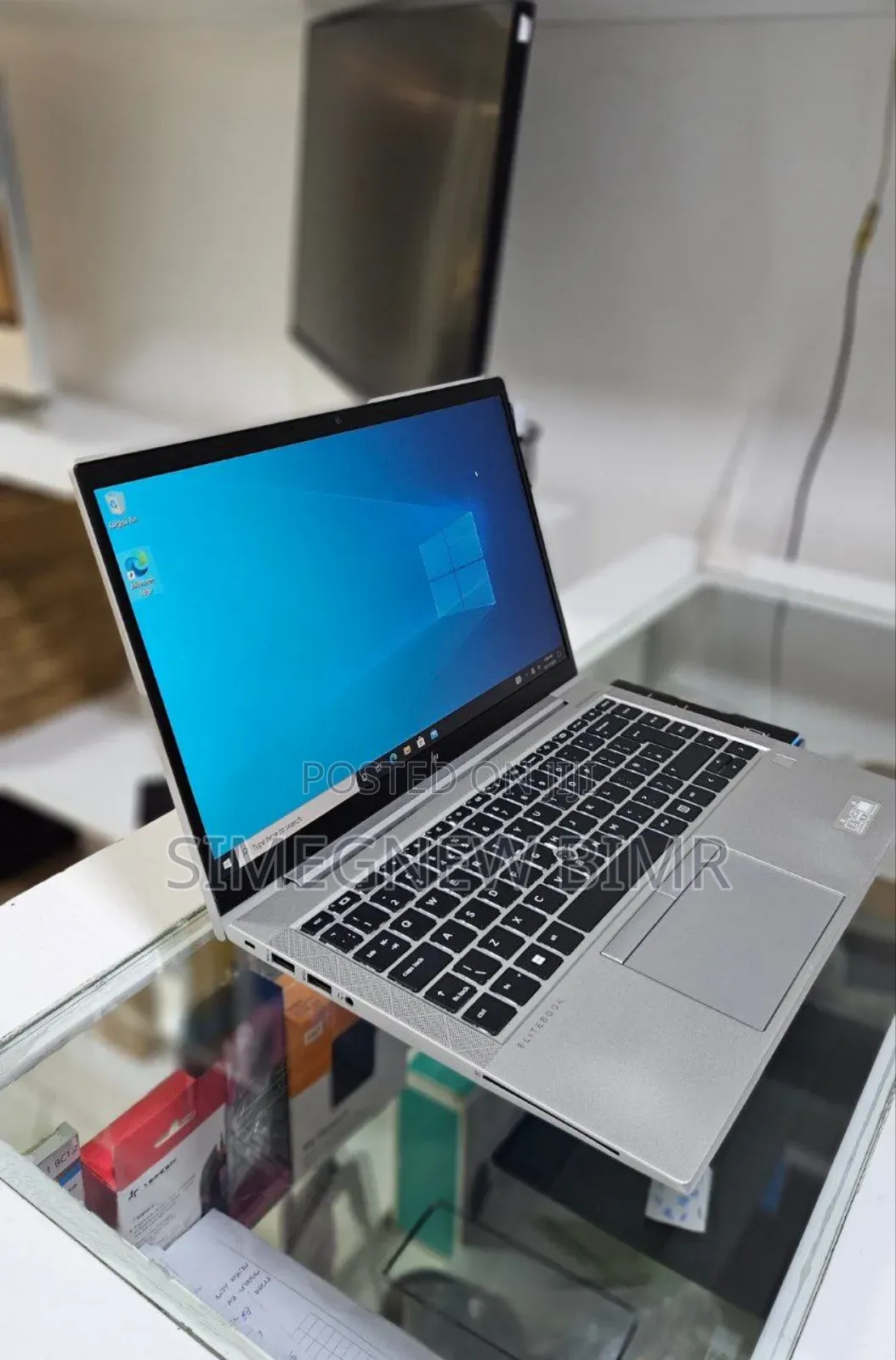 New Laptop HP EliteBook 840 G8 16GB Intel Core I7 SSD 256GB