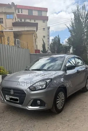 Photo - Suzuki Dzire 2020 Silver