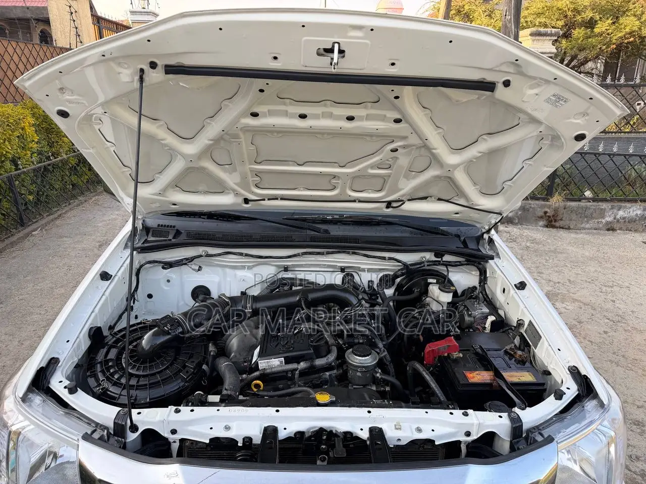 Toyota Hilux 3.0 D-4D 4x4 2015 White