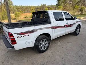 Toyota Hilux 3.0 D-4D 4x4 2015 White