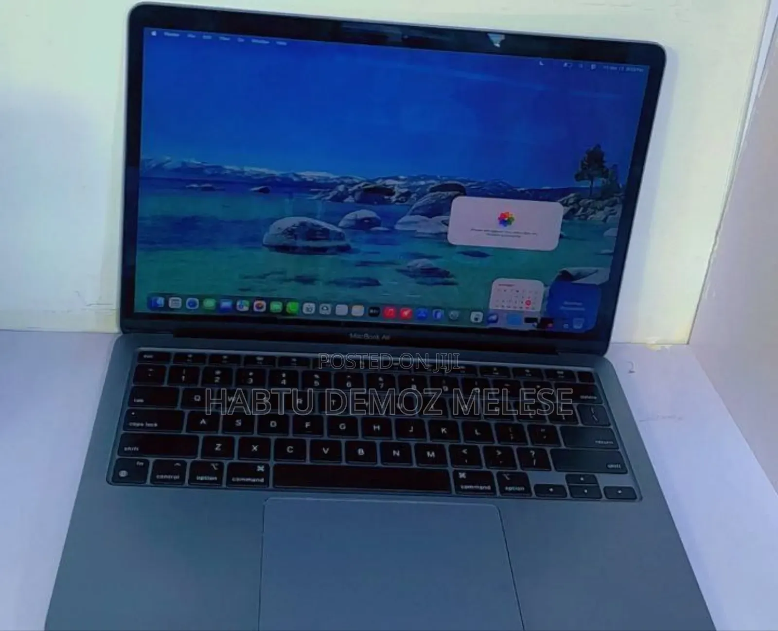 New Laptop Apple MacBook Air 2020 M1 8GB Intel Core I5 SSD 256GB
