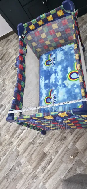  (Used)ተጣጣፊ የ ልጆች አልጋ (Foldable Kids Bed)