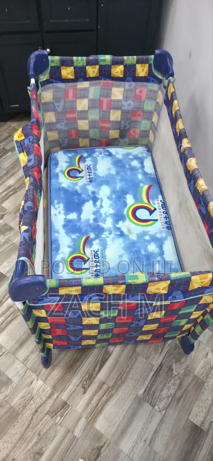  (Used)ተጣጣፊ የ ልጆች አልጋ (Foldable Kids Bed)