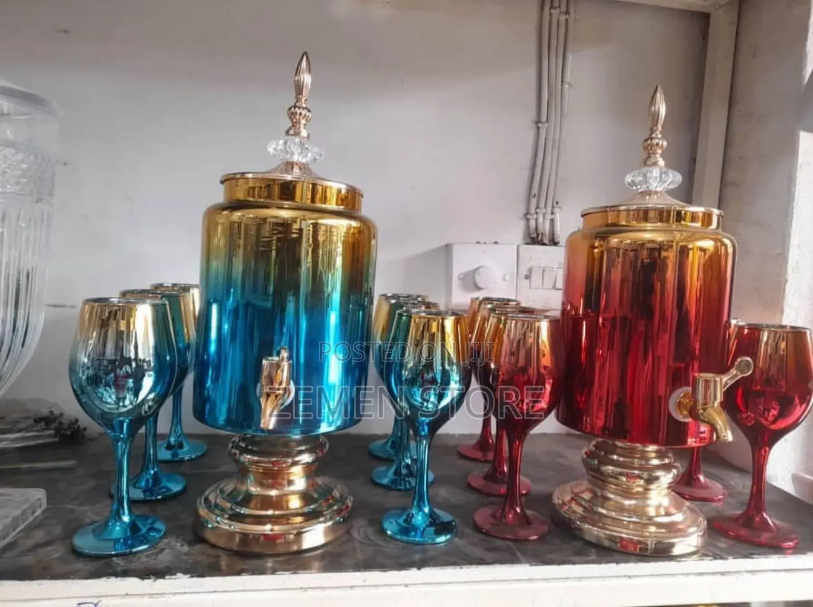 7-piece Glassware Set – Red Gold Beverage Dispenser With 6 Glasses