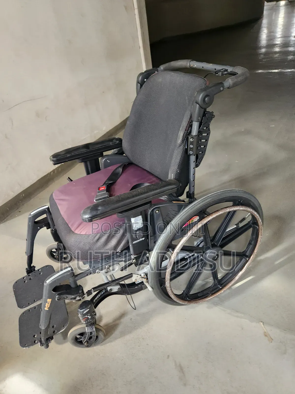 ከካናዳ የመጣ ዊልቸር Wheelchair፯朱明wheelchair肢啊wheelchair建議wheelchair Medical