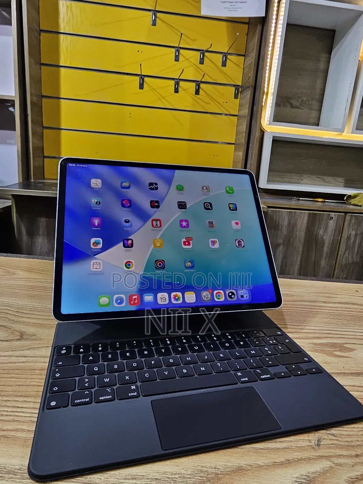 Apple iPad Pro 12.9 (2022) 512 GB Silver