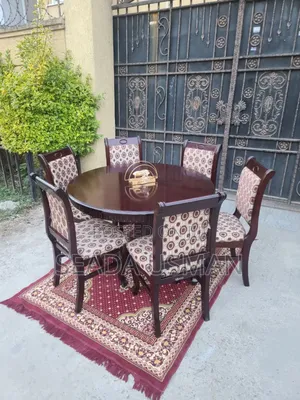 ዘመናዊ የምግብ ጠረጴዛ ባለ 6ወንበር