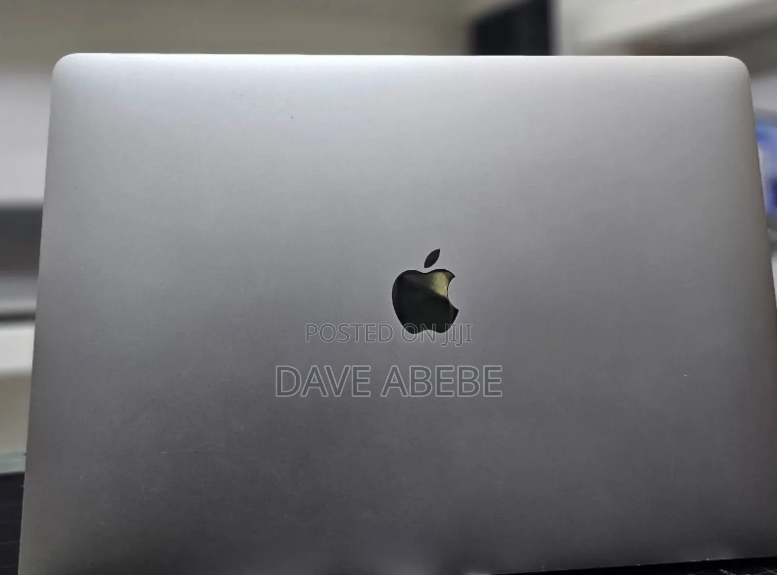 New Laptop Apple MacBook Pro 2019 16GB Intel Core I9 SSD 512GB