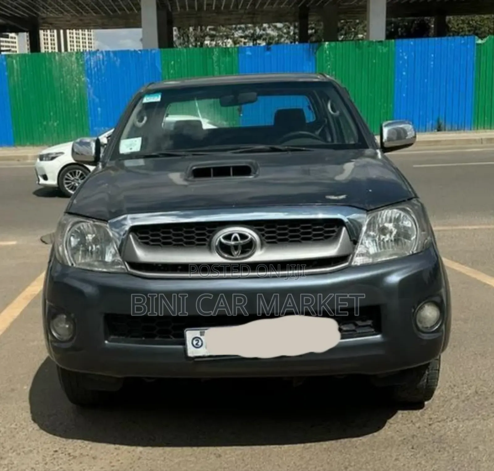 Toyota Hilux 2011 Gray