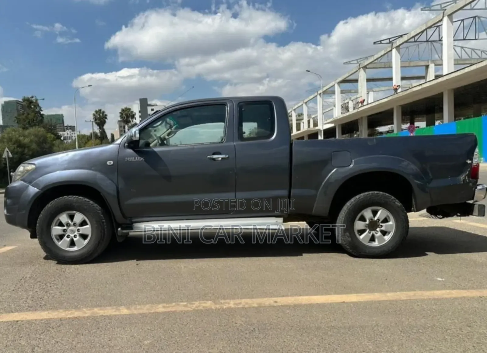 Toyota Hilux 2011 Gray
