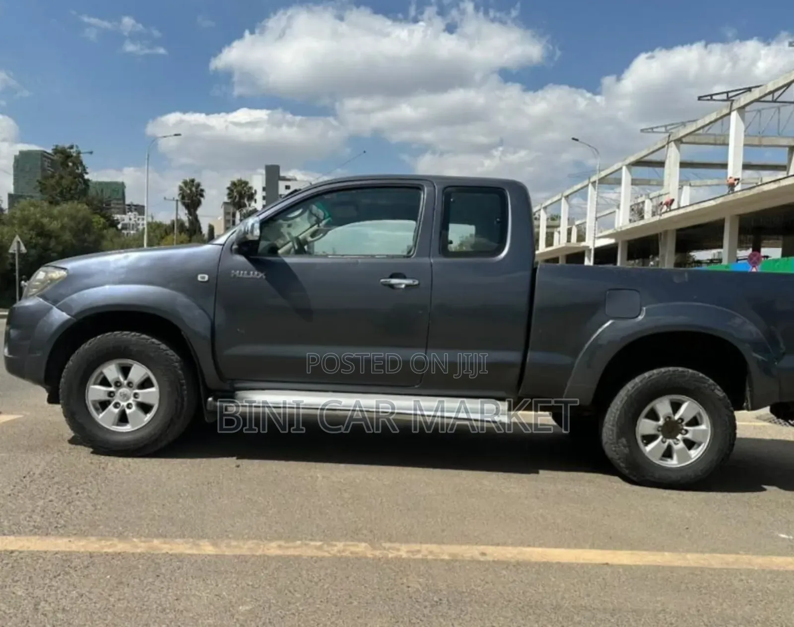 Toyota Hilux 2011 Gray