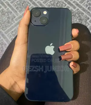 Photo - New Apple iPhone 13 128 GB Blue