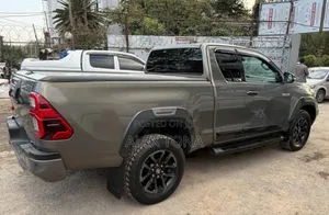 Toyota Hilux 2021 Gray