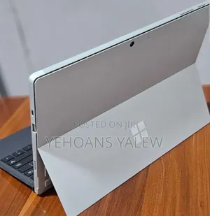 New Laptop Microsoft Surface Pro 7 8GB Intel Core I5 SSD 128GB