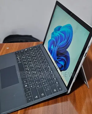 New Laptop Microsoft Surface Pro 7 8GB Intel Core I5 SSD 128GB