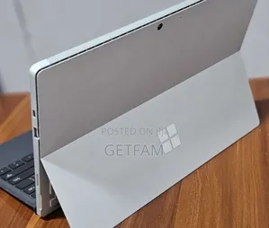 New Laptop Microsoft Surface 8GB Intel SSD 128GB