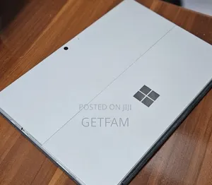 New Laptop Microsoft Surface 8GB Intel SSD 128GB