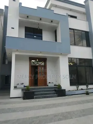 10bdrm House in Bole for sale