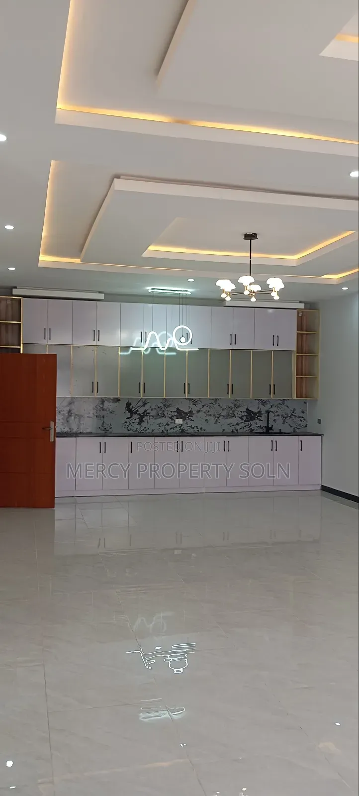 10bdrm House in Bole for sale