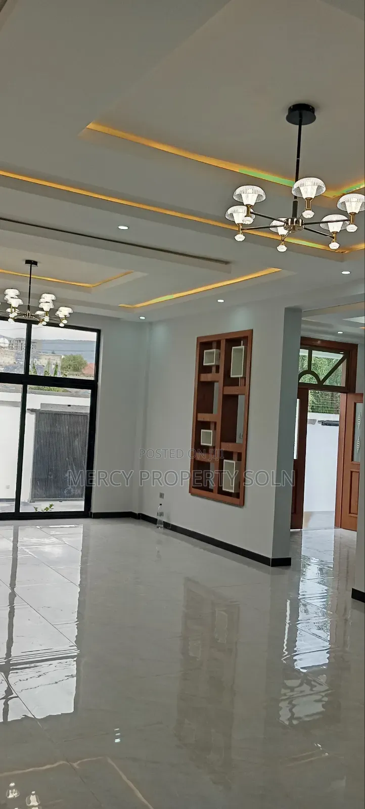 10bdrm House in Bole for sale