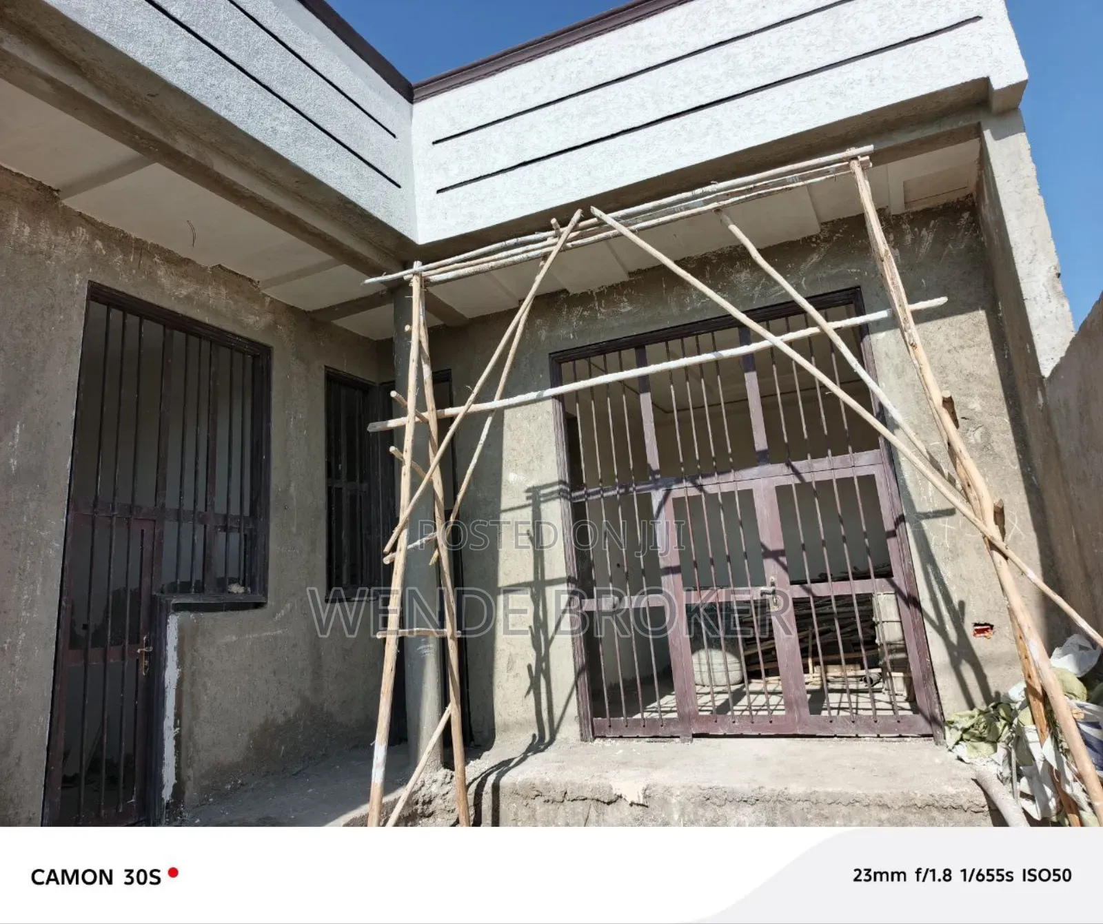 4bdrm House in ኦሮሚያ ዱከም ክ/ከተማ, Oromia-Finfinne for sale