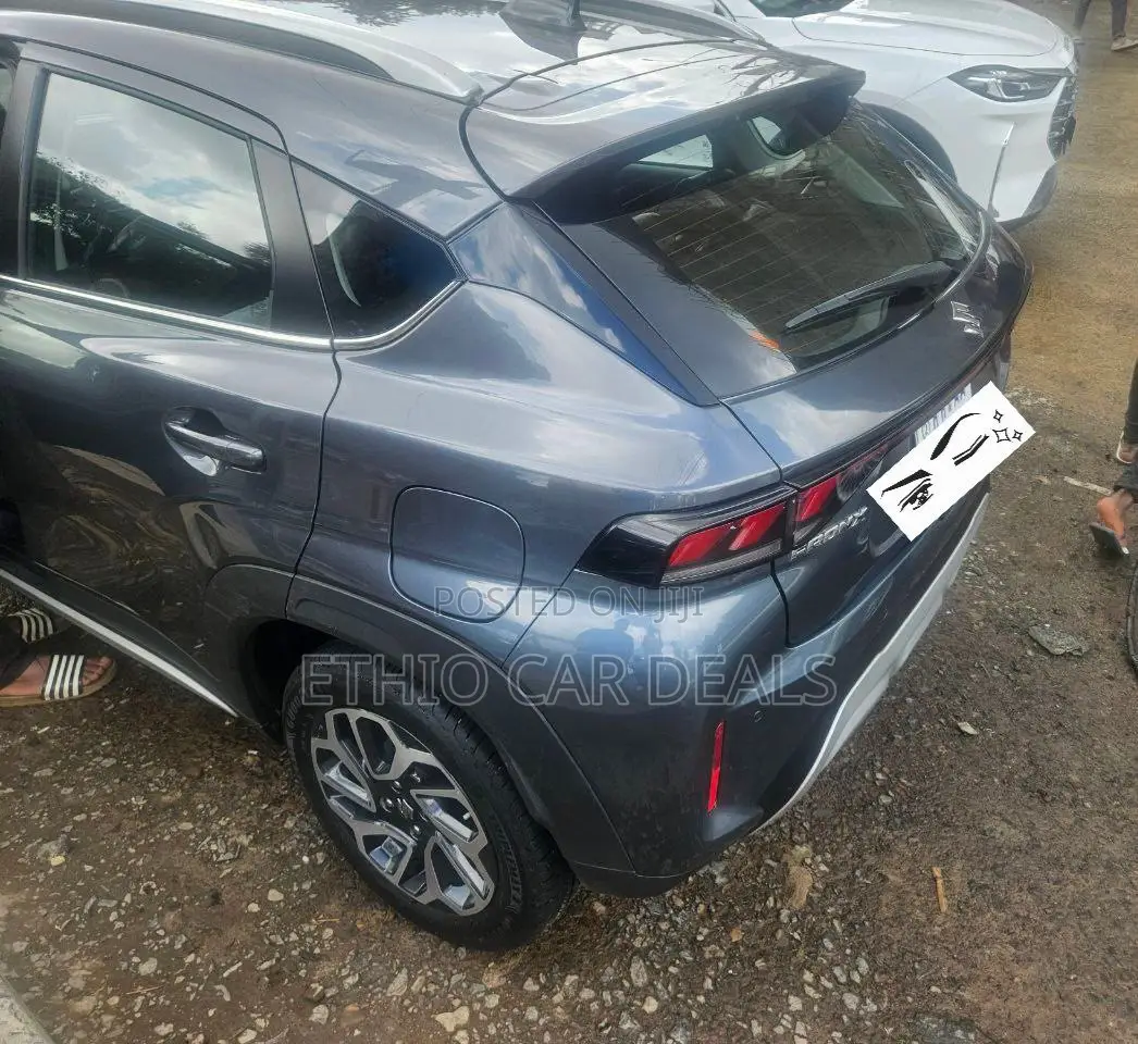 Suzuki Fronx 2025 Matt Black