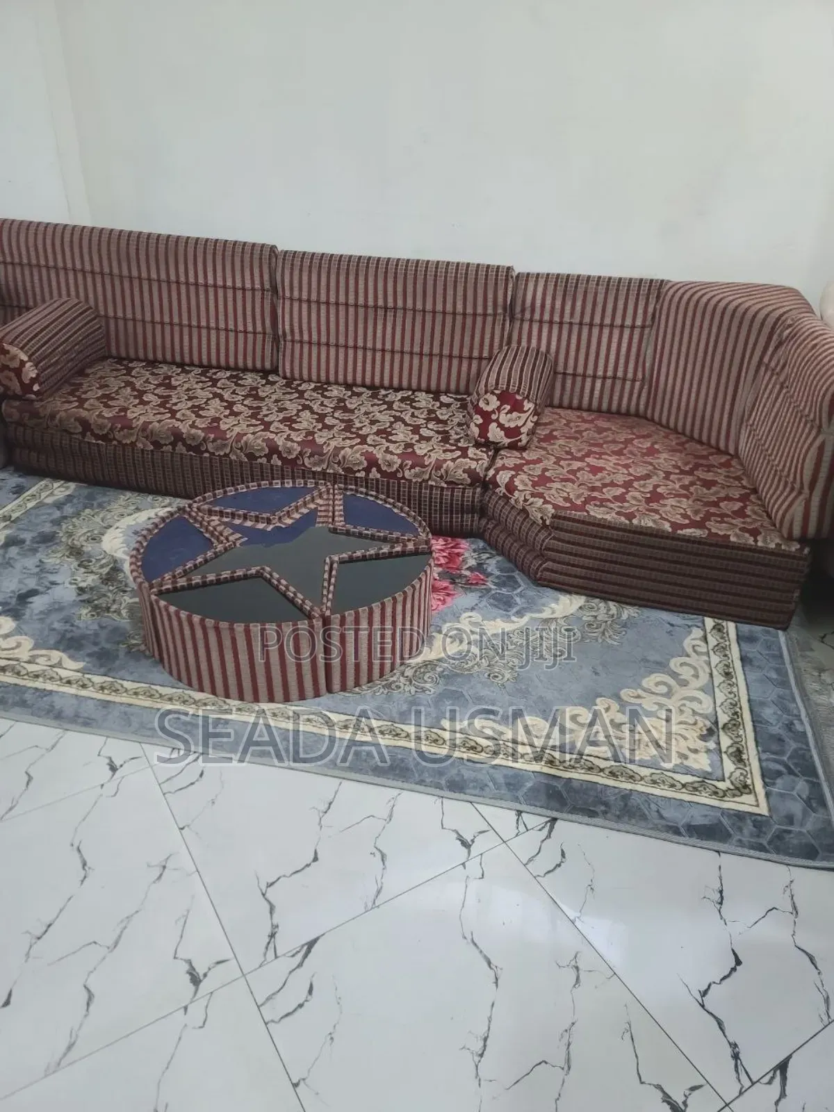 ባለ 4ሜትር መጅሊስ