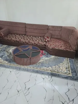 ባለ 4ሜትር መጅሊስ