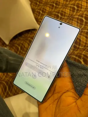 Photo - New Samsung Galaxy S25 Ultra 256 GB