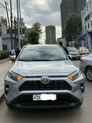 Photo - Toyota RAV4 TRD Off Road 2021 Silver