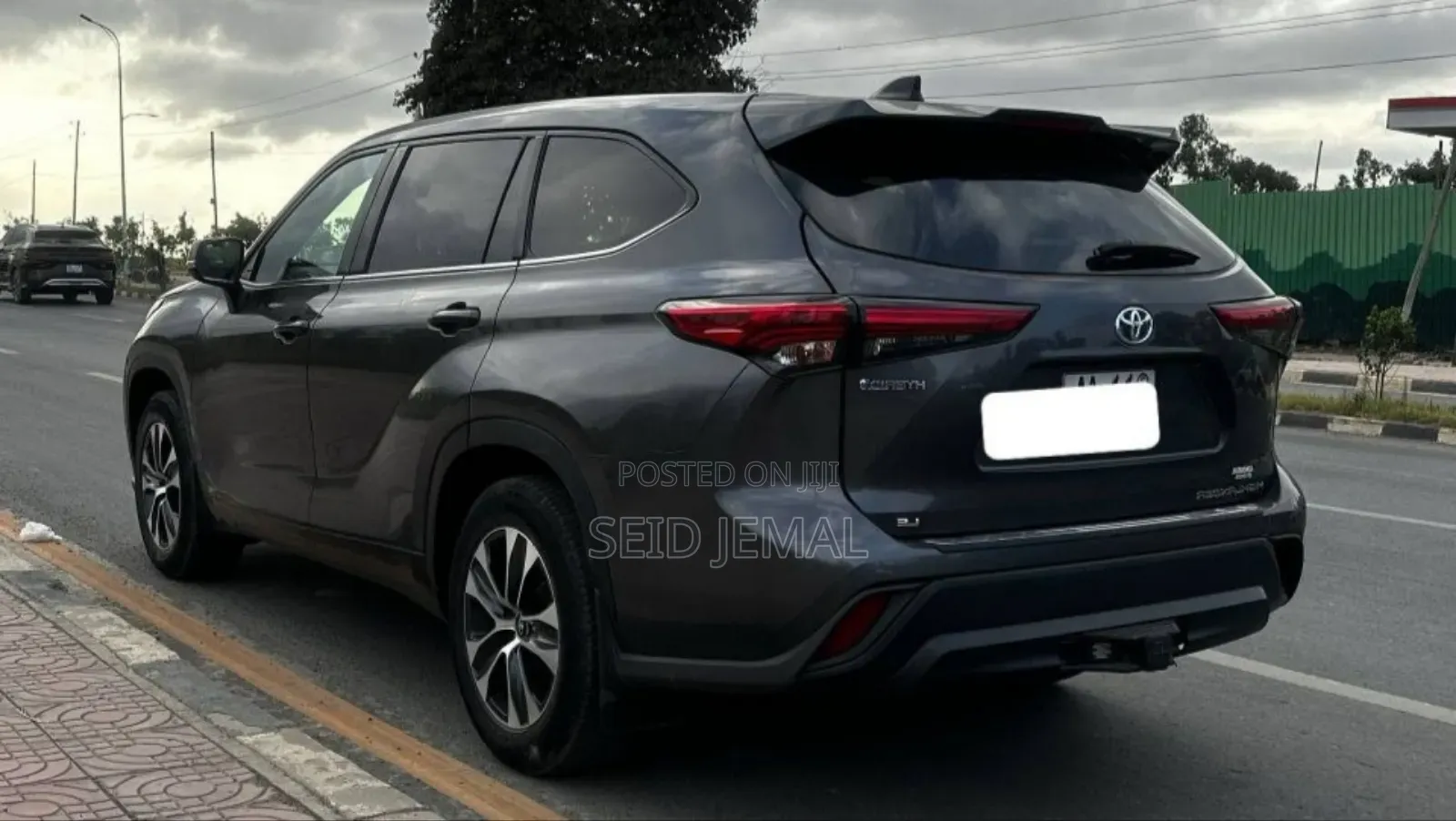 Toyota Highlander Hybrid 2022 Gray