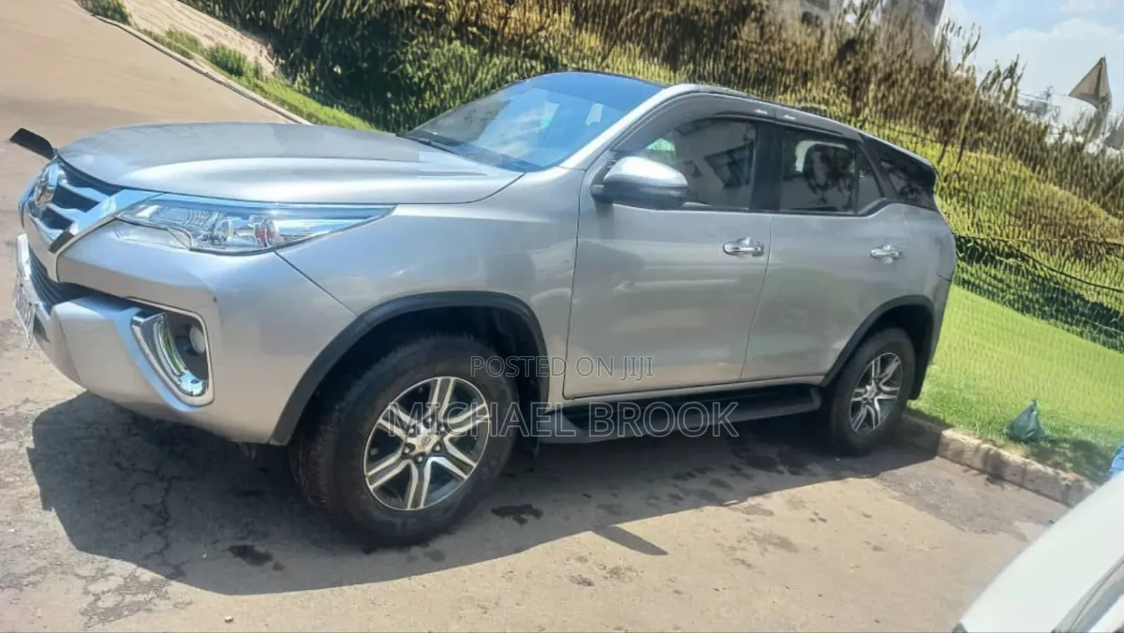 Toyota Fortuner 2020 Silver