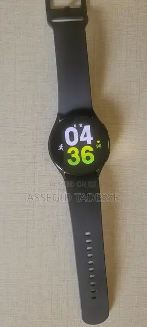 Photo - Samsung Galaxy Watch 5
