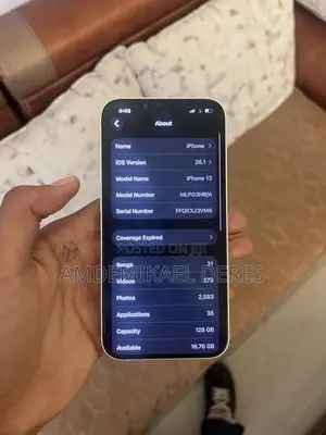 Photo - Apple iPhone 13 128 GB White