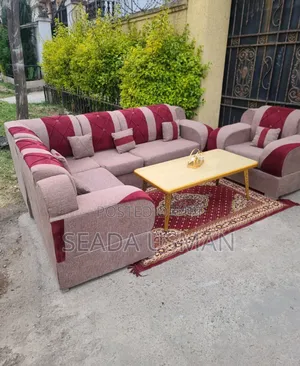 በመጠኑ ያገለገለ ሶፋ L-Shape Sofa