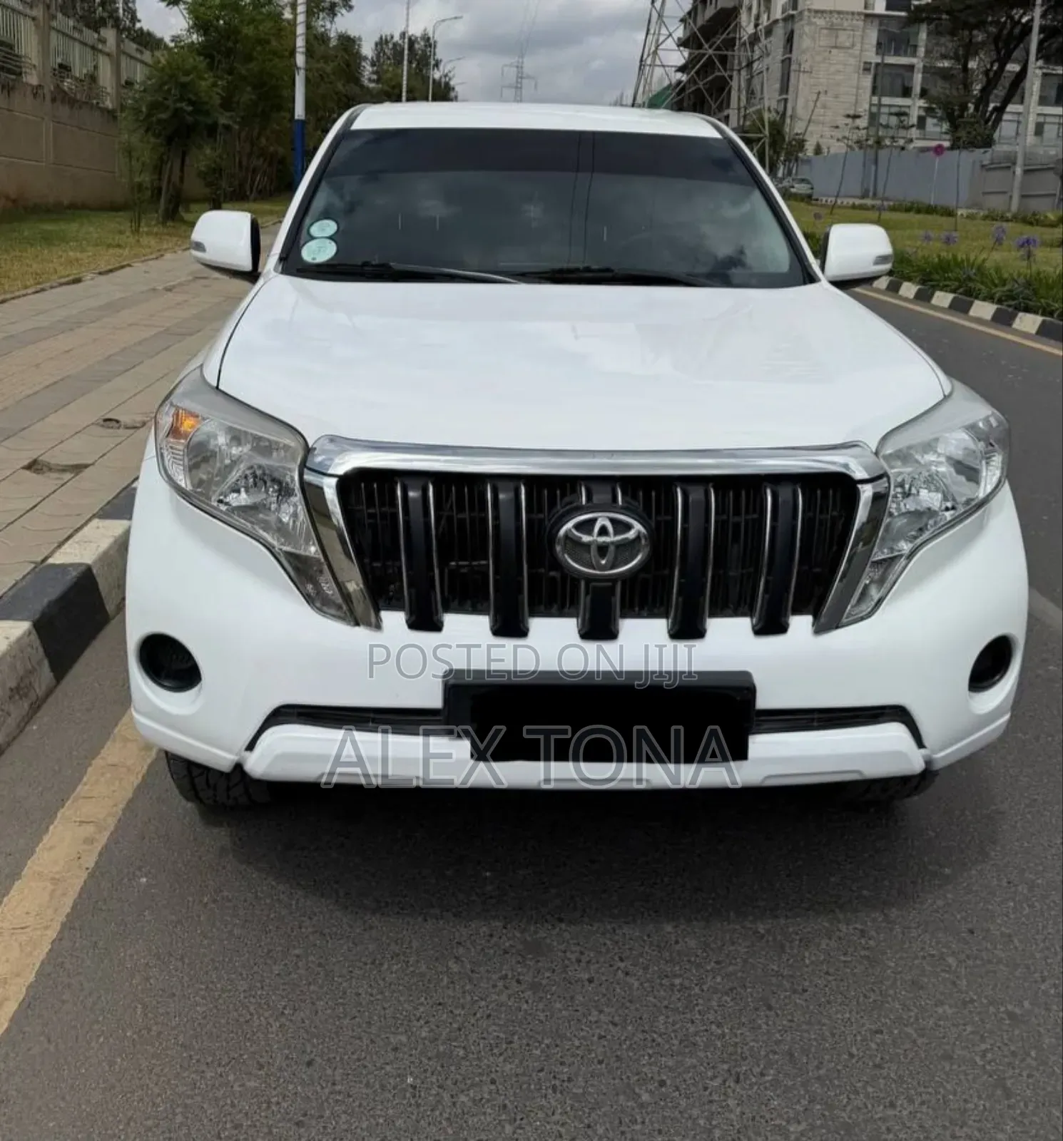 Toyota Land Cruiser Prado 2016 White