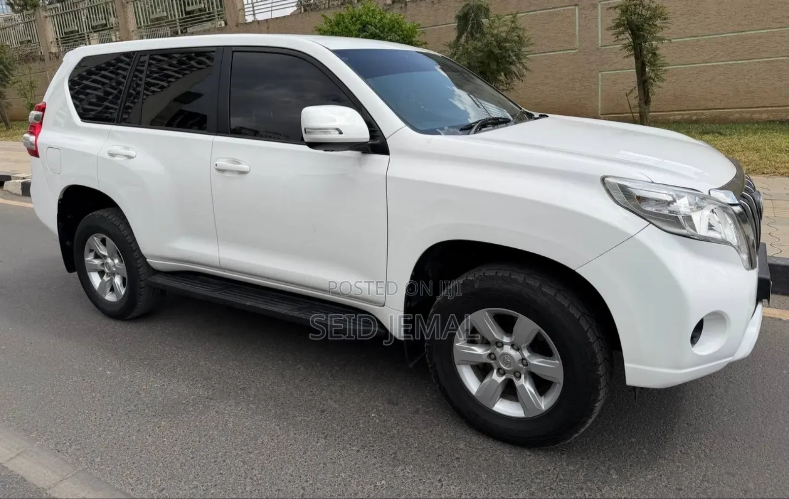 Toyota Land Cruiser Prado 2016 White