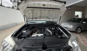 Toyota Land Cruiser Prado 2016 White
