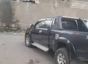 Toyota Hilux 2.5 D-4D Extra Cab 2008 Black