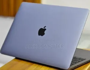 New Laptop Apple MacBook Pro 2019 16GB Intel Core I5 SSD 256GB
