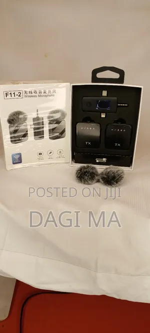 F11 Wireless Microphone
