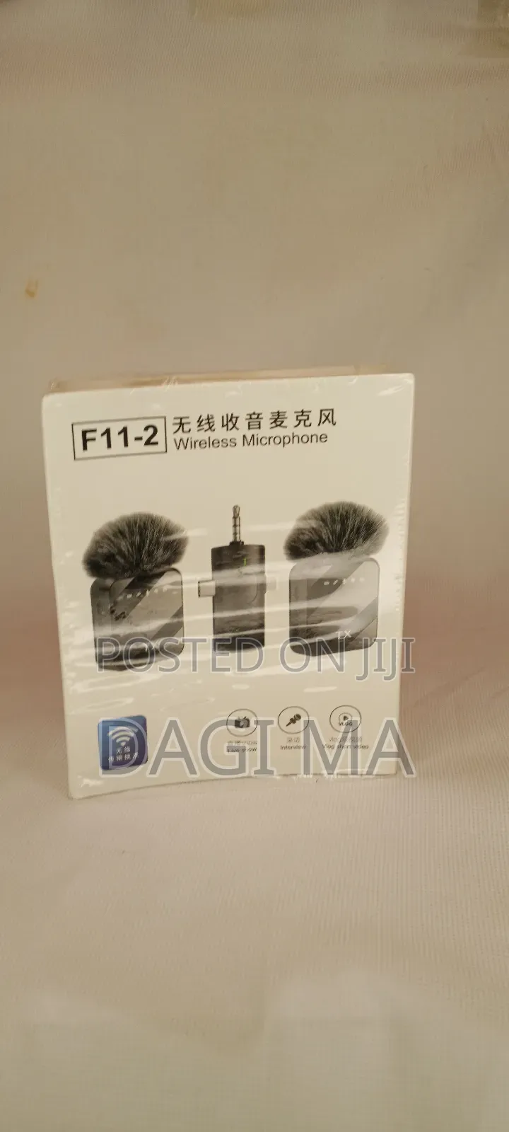 F11 Wireless Microphone