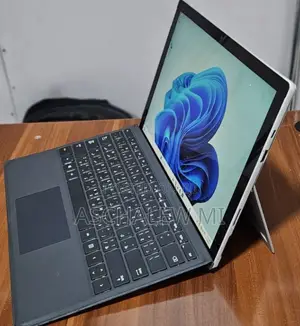 New Laptop Microsoft Surface Pro 7 8GB Intel Core I5 SSD 128GB