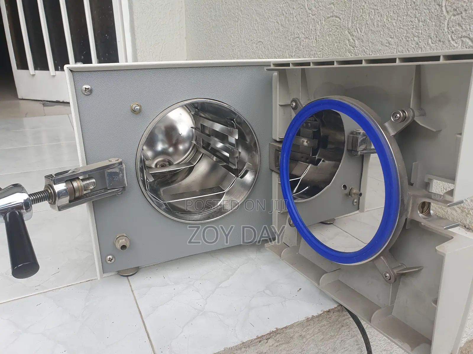 Medical Autoclave Fertizer - Tuttnauer Manual Autoclave (M/Mk Series).
