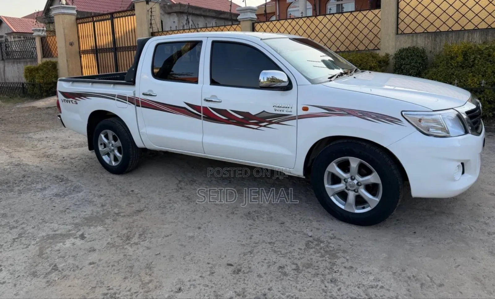 Toyota Hilux 2015 White