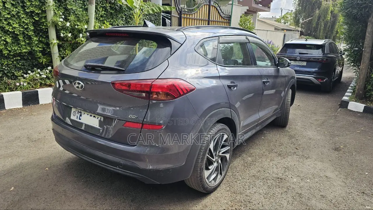 Hyundai Tucson SE AWD 2019 Gray