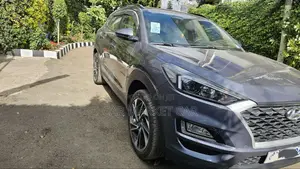 Hyundai Tucson SE AWD 2019 Gray